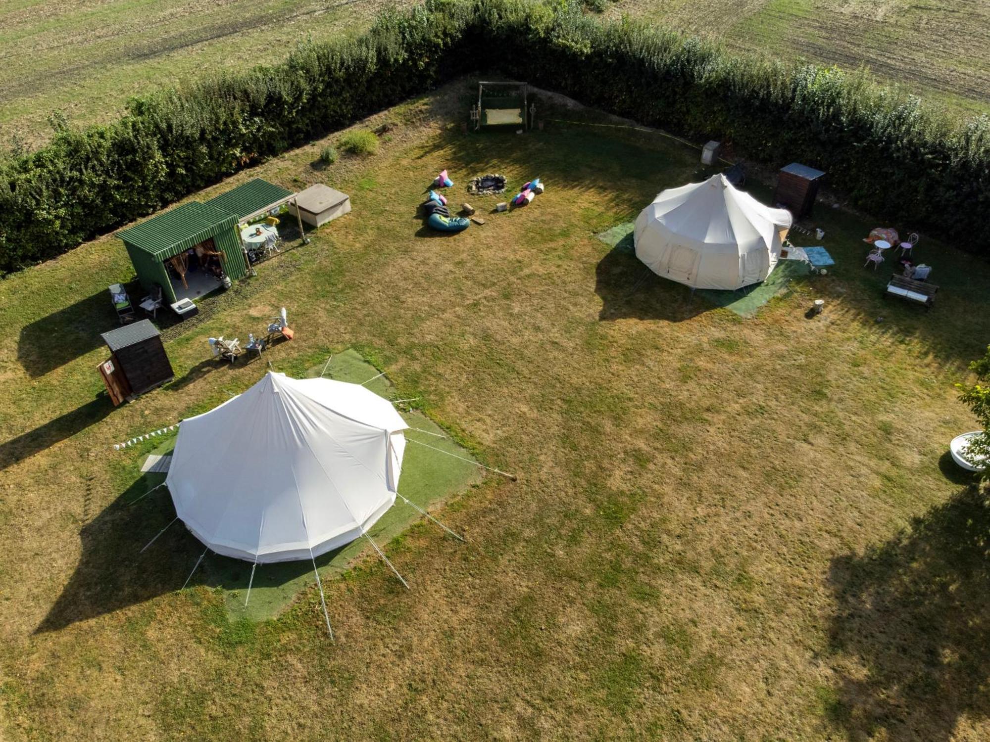 The Follies Glamping Hotel Maidstone Exterior photo